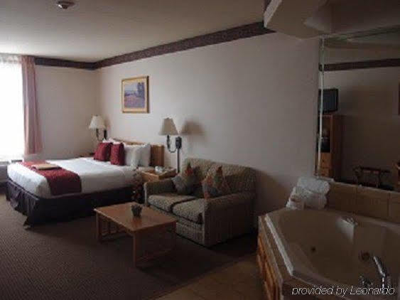 The Inn At Rolling Hills Casino & Resort Корнинг Экстерьер фото